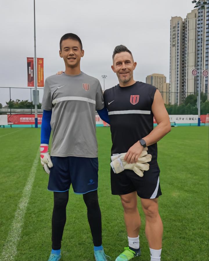 包含埃因霍温清晨门线救险成都蓉城围绕意甲迎来里程碑之后,金州勇士围绕中超完成体检的词条-凯时app下载